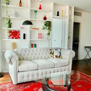 Amplio departamento con balcon, zona Palermo hollywood
