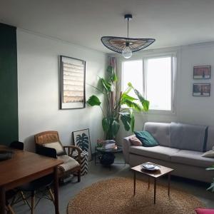 Sunny Flat in Paris