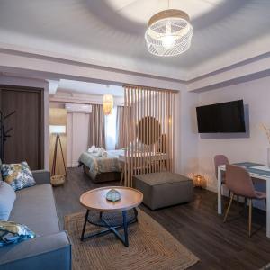 Niki Athens Suites - Urban Suite in Monastiraki Historical Centre