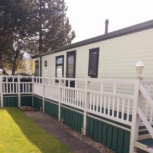 Sunrise Holidays Skegness - Emerald