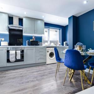 Sleek Modern 3BR Flat in Nunhead