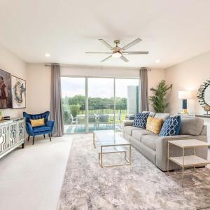 ET009 - Artistic Townhouse with Games Room at Reunion