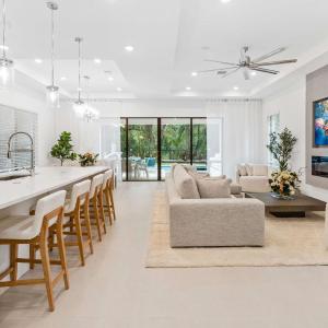 W461J - Serenity Sanctuary With Stylish Design at Reunion