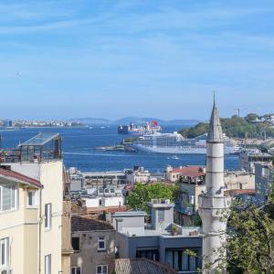 Taksim Galata Tower, Rooms Galata Historical Hotel