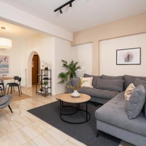 Modern Apartment in Athens with Acropolis & Mt Lycabettus view