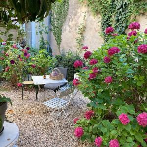 Appartement dans un immeuble historique avec cour