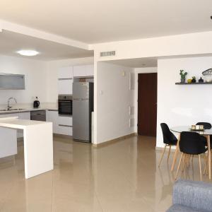 Stylish 3BR Golf Residence Eilat