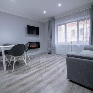 City Walk Apts