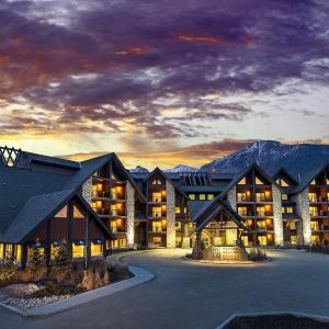Sweet Condo Canmore GR：）