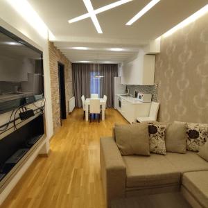 Evdo Apartments B1 Comfy House