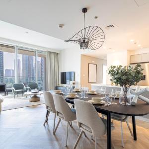Daniels Luxury 3BR with Dubai Opera Views