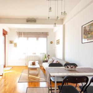 Convenient, family-friendly and stylish 3 bed apt