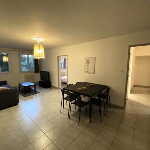 Résidence Rouviere - Grand appartement 8 couchages budget maîtrisé MAE-9694