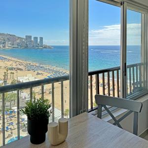 Estudio con sofá cama directamente en la playa - sin dormitorio