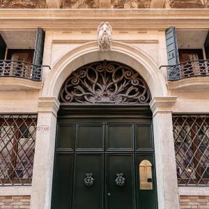 Palazzo Dei Fiori by Room Mate