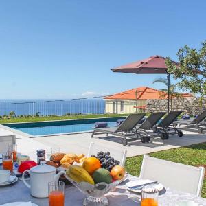 Villa Calheta Heights