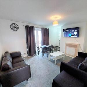 3 bedroom Flat in Hoxton London
