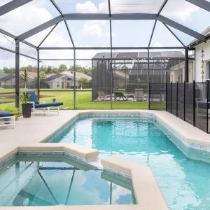 Comfortable House with hot tub close to Disney