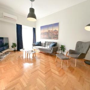 3 Bedroom Apartment Athens - Koukaki