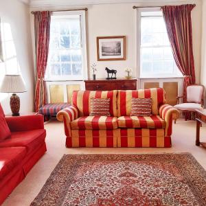 18 The Circus Apartment