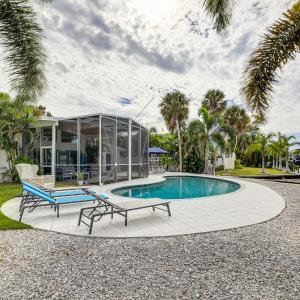 Modern Siesta Key Getaway with Private Pool!