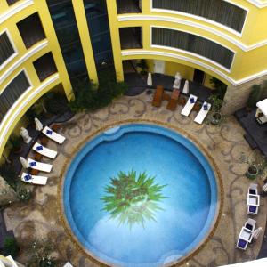 Four Seasons Place, Pattaya Central