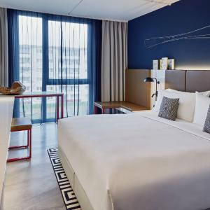 the Deutz, a Tribute Portfolio Hotel by Marriott