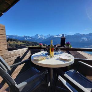 Alpine Balcony 2-Room apartment