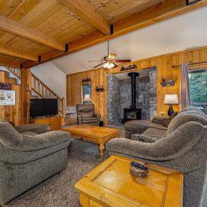 Dragonfly Lodge