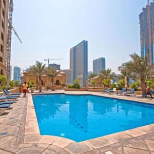 Upgraded 3BR Jacuzzi & Comfort at JBR