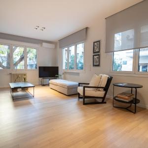 Kolonaki athens 2 bedrooms 4 persons flat by MPS