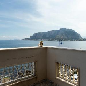 Villa Emilia Mondello Appartamento Emily con vista sul mare