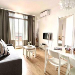 SANTS STATION PENTHOUSE