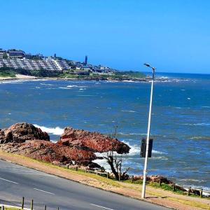 Dolphin View 203 - Sleeps 4