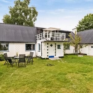 4 Bedroom Lovely Home In Löderup