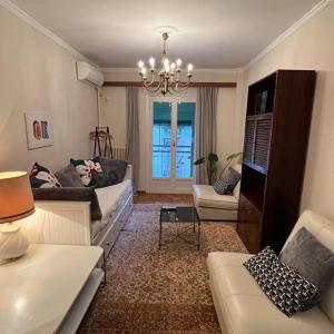 4th floor cosy apartment in Metaxourgeio