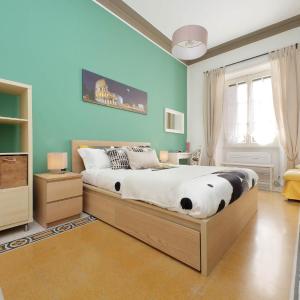 CASA GIULIANA - 3BR 2BATH, 2nd floor historic mansion with lift & doorman, comfortable, chic, family friendly, 600 meters from Vatican & Ottaviano metro, quietest area of P R A T I wealthy, secure, accessible district - Warm guest care in 4 languages