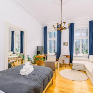 Plac Grunwaldzki Cosy Apartment by BookingHost