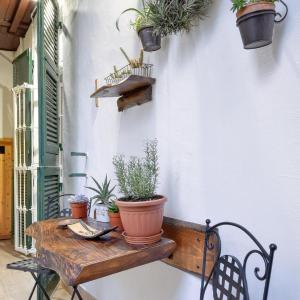 Lovely Apartment In Genova With Wifi