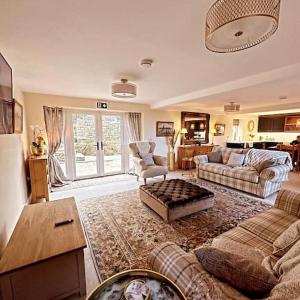 Converted Barn with Hot Tub, The Hayloft.