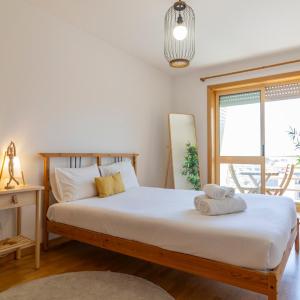 Cozy Downtown Apartment by Unique Hosts
