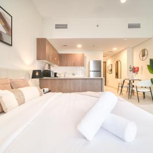 Stylish Studio Apartment at Casa Grande, JVC by Deluxe Holiday Homes