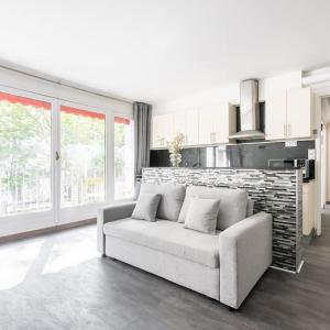 Appartement ensoleillé Buttes Chaumont - III