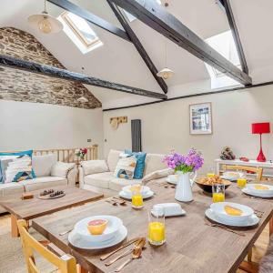 Sea Chest, Salcombe Waterside Apartment