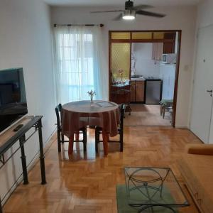 Acogedor 1BR en Bs. As. Centro (2+2 pax)