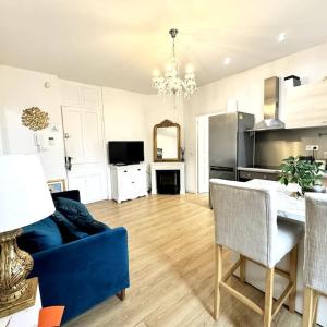 Lumineux appartement deux pièces