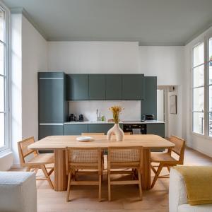 Noble Suites
