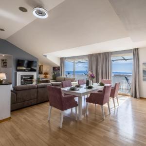 Urban Utopia Penthouse with private parking