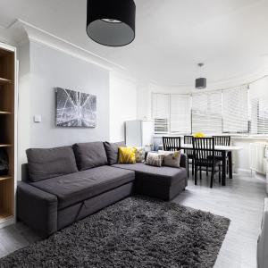 One Bedroom Apartment opposite Brent Cross station