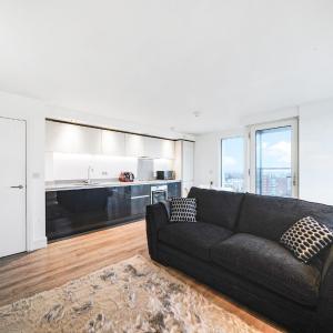 Luxury Apartment With Stunning Views on 10th floor